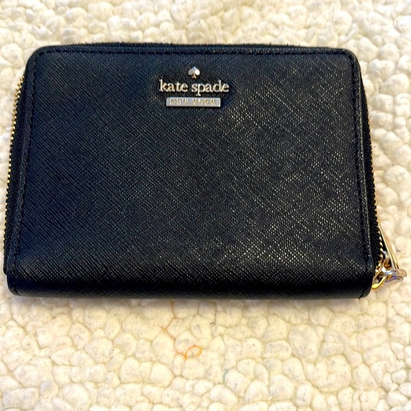 kate spade Handbags - 5x4 Kate spade black zip wallet